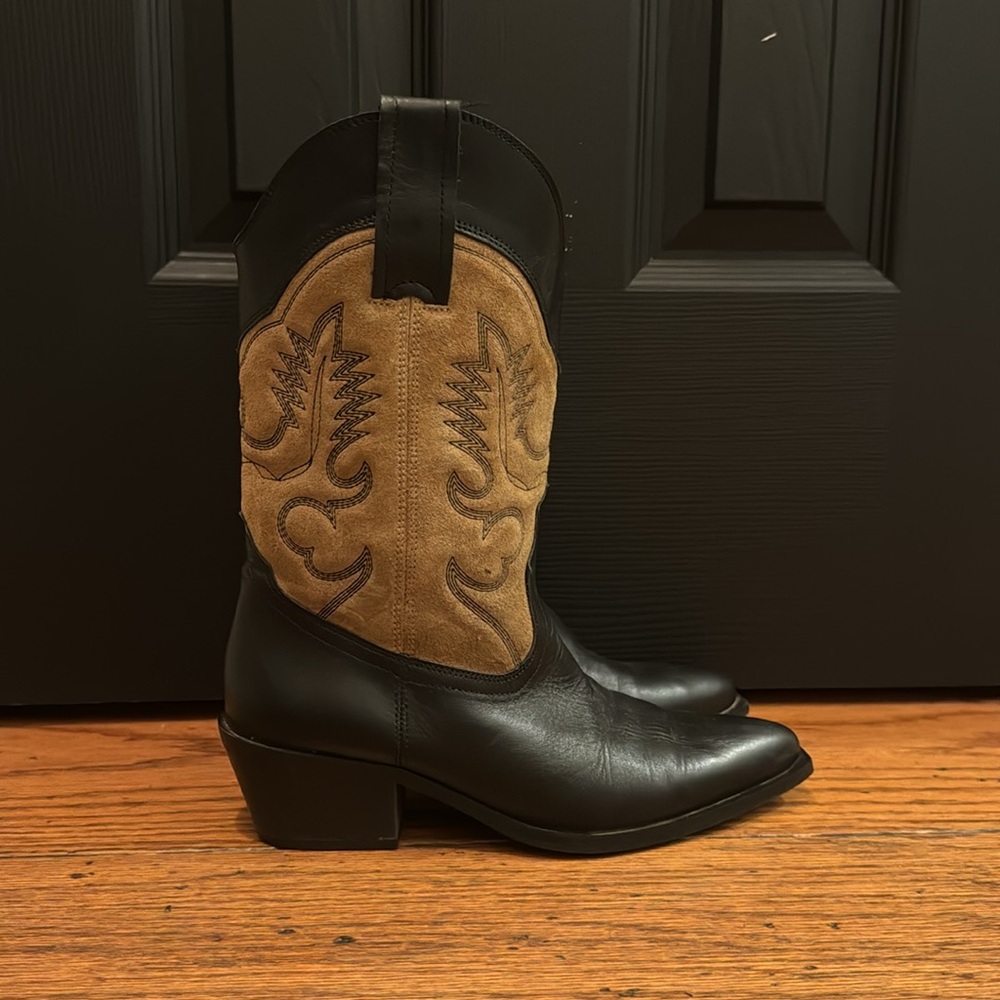 ZARA cowboy boots